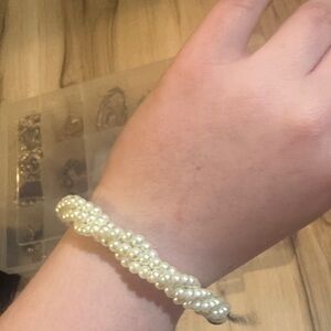 Elegant Pearl Beaded Bracelet